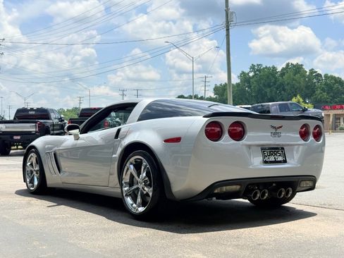 Used 2010 Chevrolet Corvette Grand Sport w/ Preferred Equipment Group RWD image 10