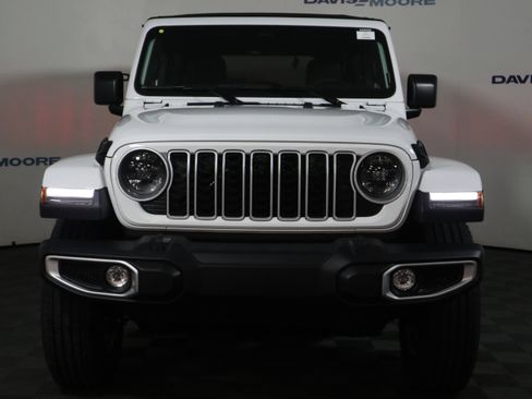 New 2026 Jeep Wrangler Sahara AWD/4WD image 13