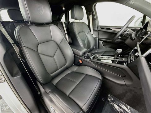 Certified 2026 Porsche Macan S AWD/4WD image 29