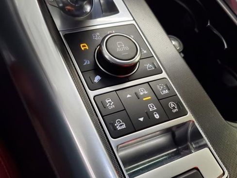 Used 2017 Land Rover Range Rover Sport Supercharged image 30