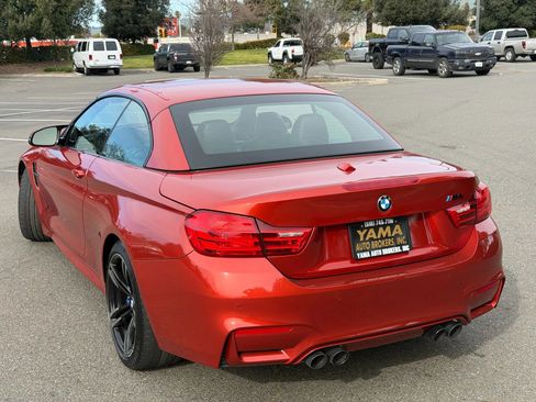 Used 2016 BMW M4 Convertible image 24