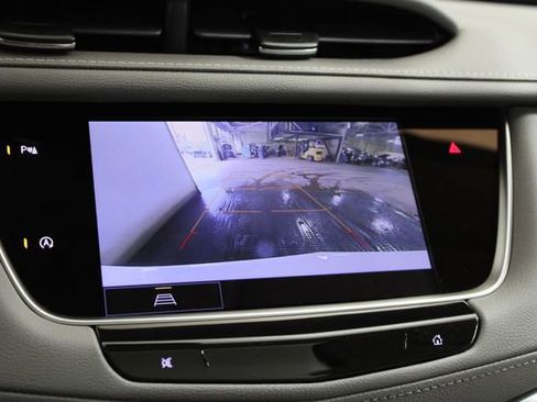 Certified 2023 Cadillac XT5 Premium Luxury AWD/4WD image 19