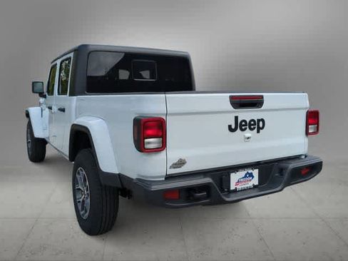 New 2025 Jeep Gladiator Sport image 6