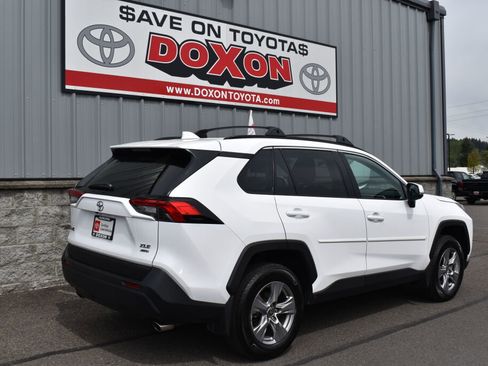 Certified 2025 Toyota RAV4 XLE image 5