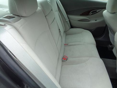 Used 2013 Buick LaCrosse FWD image 16