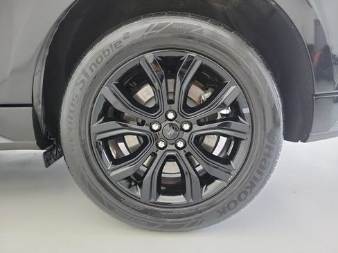 Used 2024 Ford Edge SE w/ Black Appearance Package AWD/4WD image 11