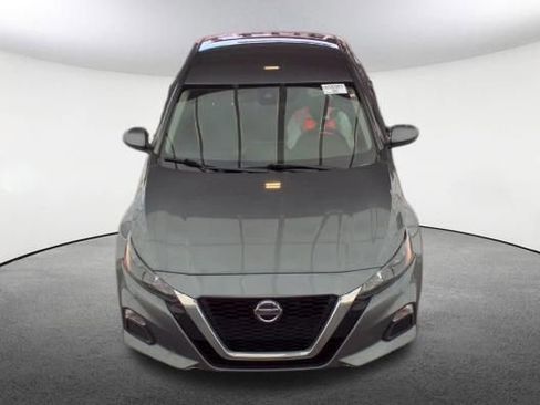 Used 2022 Nissan Altima 2.5 S FWD image 2