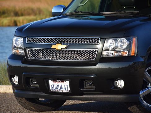 Used 2012 Chevrolet Tahoe LTZ image 6
