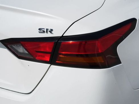 Used 2019 Nissan Altima 2.5 SR w/ SR Premium Package image 21