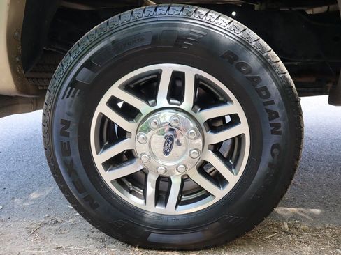 Used 2014 Ford F250 Lariat AWD/4WD image 42