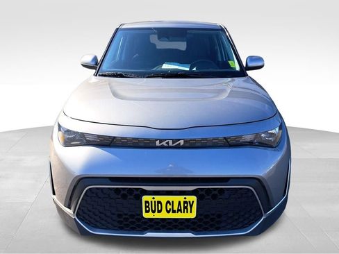 Used 2023 Kia Soul LX w/ Option Group 015 FWD image 9