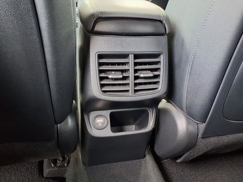 Used 2021 Kia Seltos EX image 24