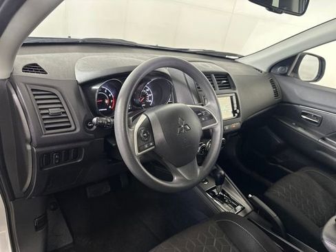 Used 2024 Mitsubishi Outlander Sport ES image 13