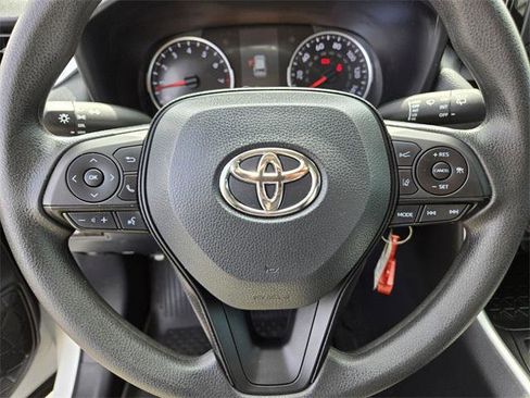Certified 2022 Toyota RAV4 LE image 20