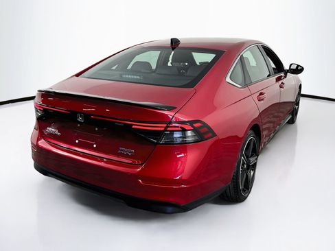 Used 2024 Honda Accord Sport image 7