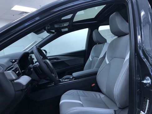 New 2026 Toyota Camry SE image 10