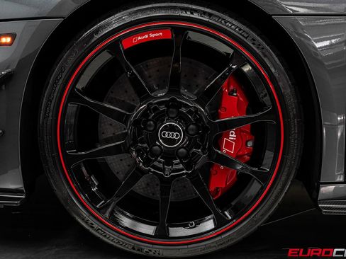 Used 2023 Audi R8 V10 GT RWD image 30