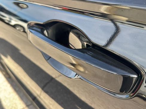 Used 2023 Honda CR-V EX image 8