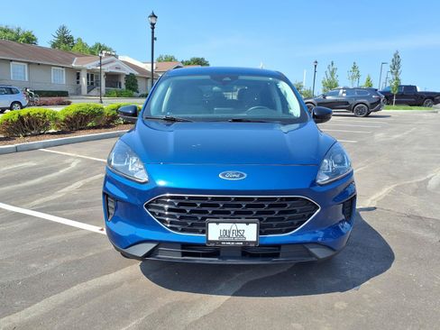 Used 2022 Ford Escape SE w/ SE Sport Appearance Package FWD image 30