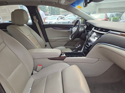 Used 2013 Cadillac XTS Luxury w/ Driver Awareness Package FWD image 9