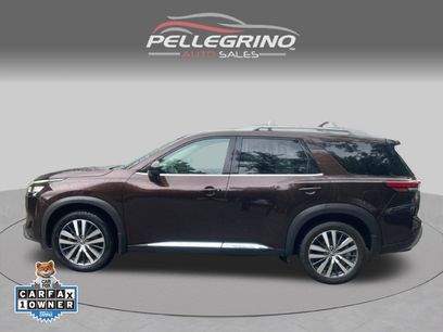 Used 2022 Nissan Pathfinder Platinum w/ Cargo Package