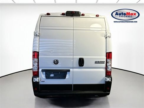 Used 2023 RAM ProMaster 2500 image 8