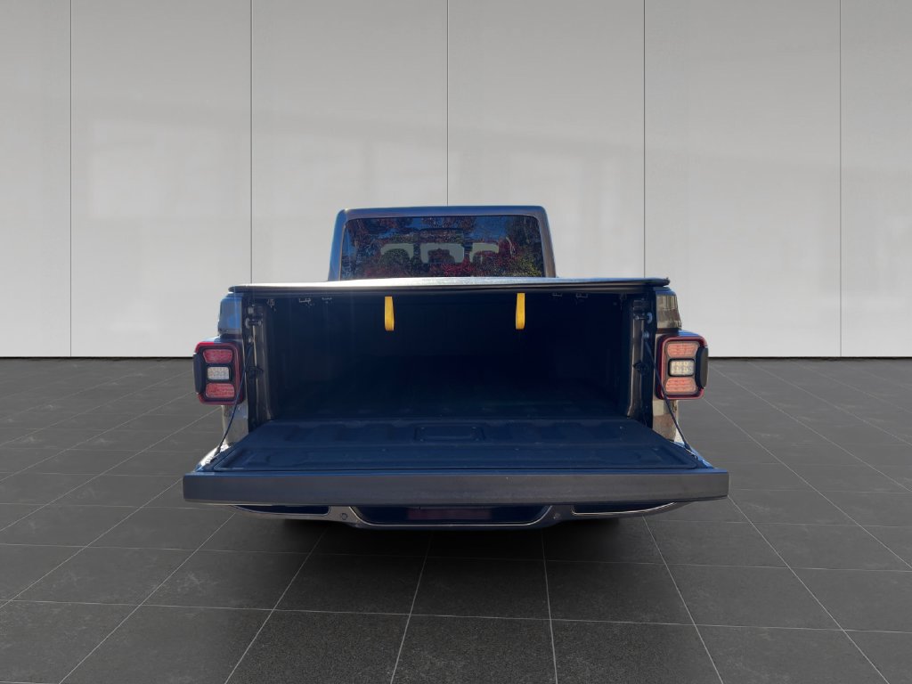 Used 2021 Jeep Gladiator Overland AWD/4WD image 20