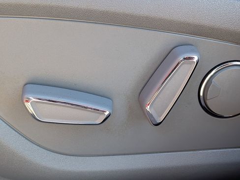 Used 2019 Lincoln Nautilus Reserve w/ Driver Assistance Package image 22