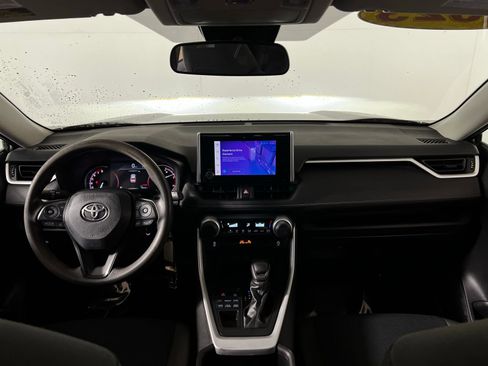 Used 2023 Toyota RAV4 LE image 21