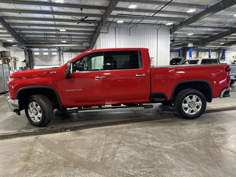 Used 2021 Chevrolet Silverado 2500 LTZ w/ LTZ Convenience Package image 5