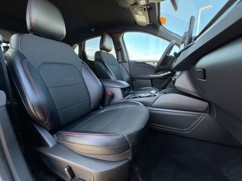 Used 2023 Ford Escape ST-Line Elite image 21