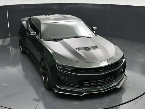 Used 2020 Chevrolet Camaro SS RWD image 47