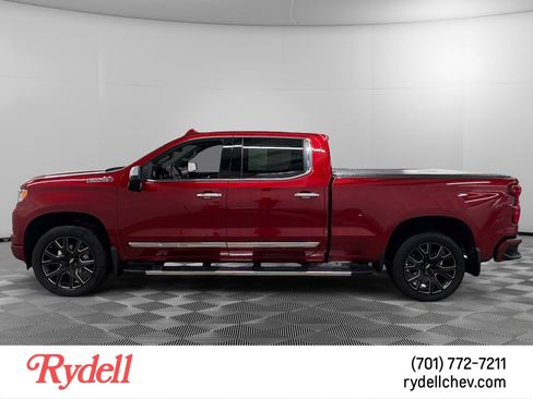 Used 2025 Chevrolet Silverado 1500 High Country w/ High Country Premium Package image 2