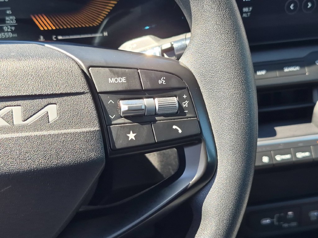 Used 2025 Kia K4 FWD image 19