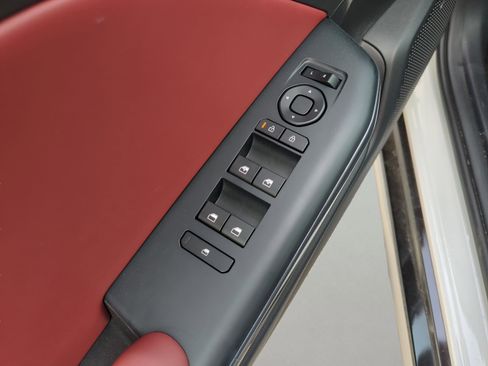 New 2025 Kia K4 GT-Line image 18