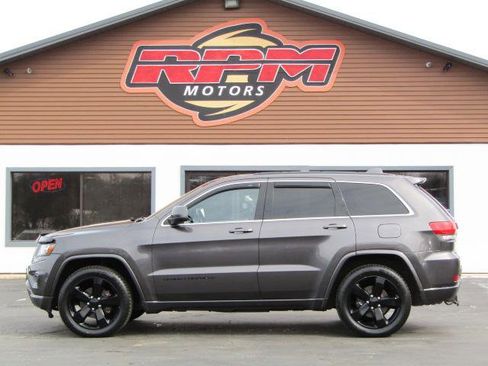 Used 2015 Jeep Grand Cherokee Altitude image 4