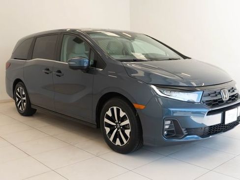 Certified 2025 Honda Odyssey EX-L image 8