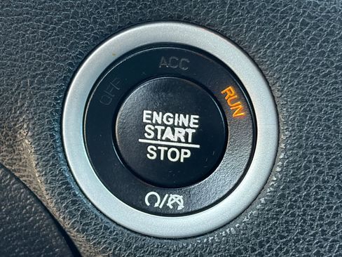 Used 2023 Dodge Charger SXT RWD image 30