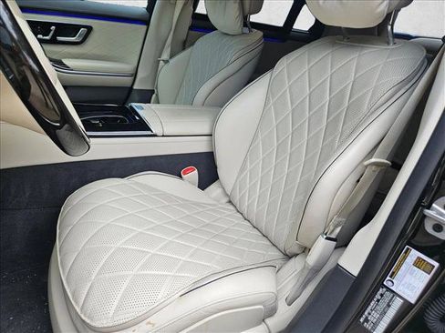 Used 2024 Mercedes-Benz S 580e 4MATIC Sedan image 12