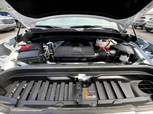 Used 2024 GMC Sierra 1500 SLT w/ SLT Premium Plus Package image 9