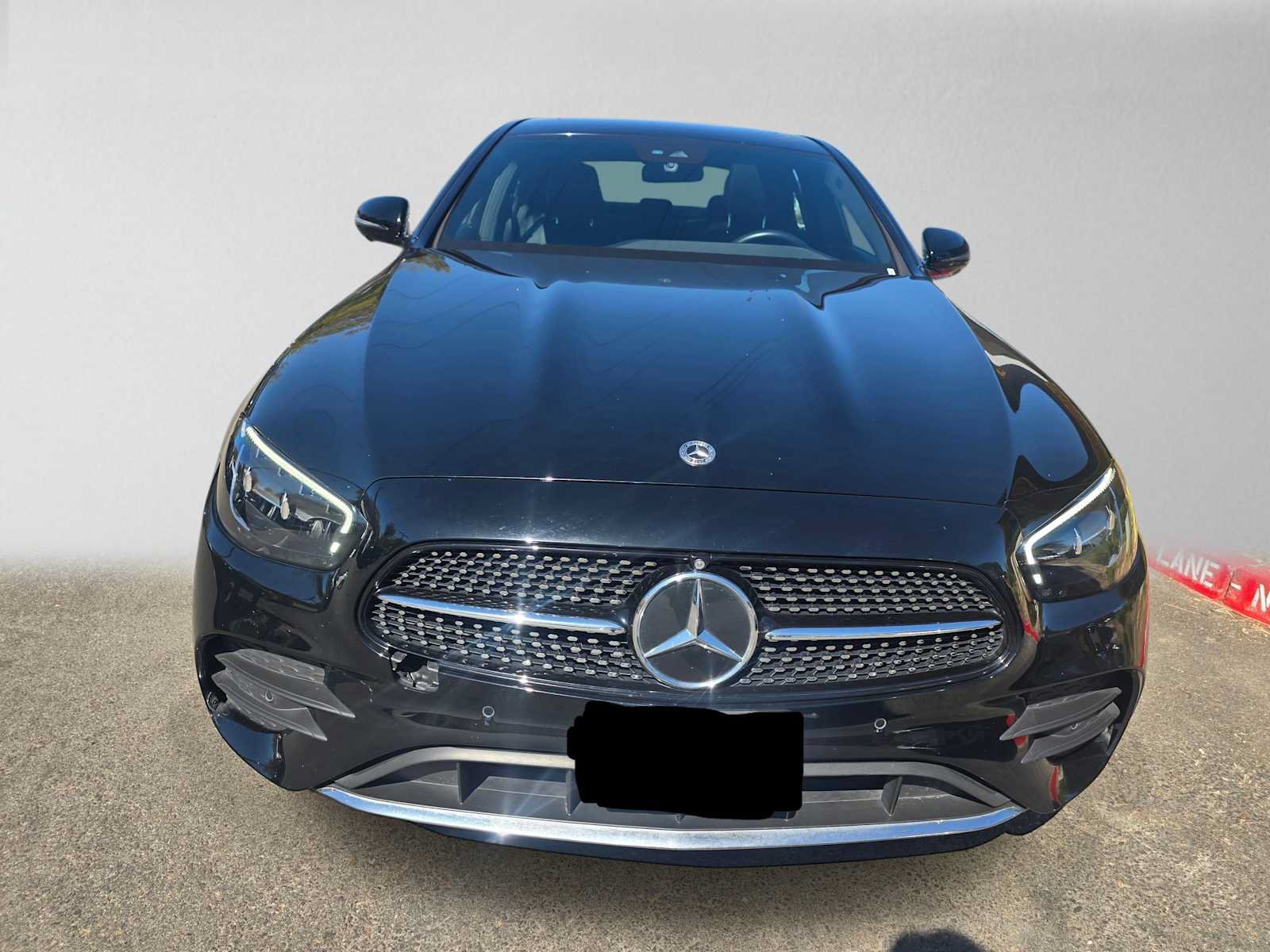 Used 2023 Mercedes-Benz E 350 4MATIC Sedan image 8