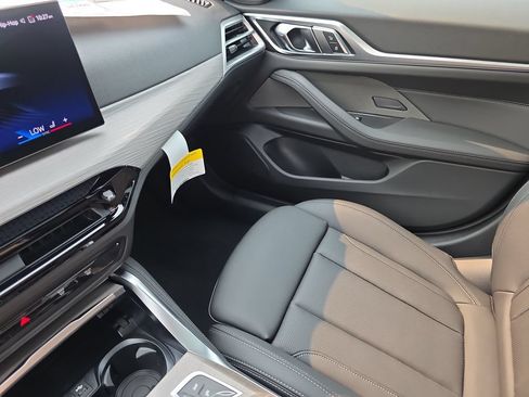 New 2026 BMW i4 xDrive40i w/ M Sport Package AWD/4WD image 19