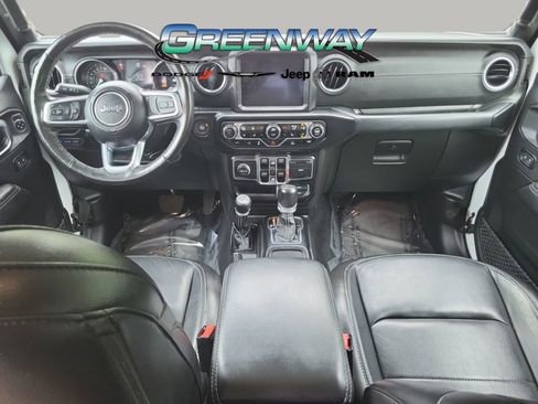 Used 2023 Jeep Wrangler Unlimited Sahara AWD/4WD image 12