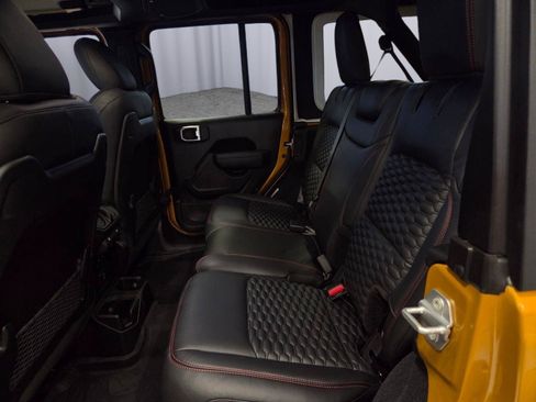 New 2026 Jeep Wrangler Unlimited Rubicon w/ Steel Bumper Group AWD/4WD image 15