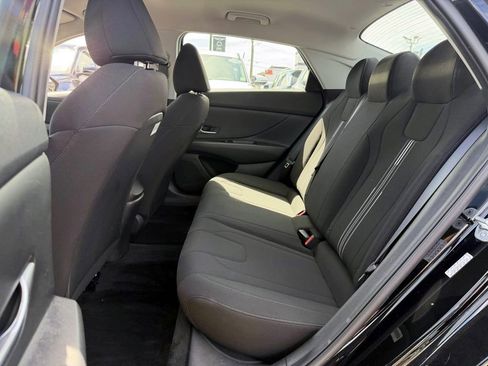 Certified 2023 Hyundai Elantra SEL w/ Cargo Package FWD image 19