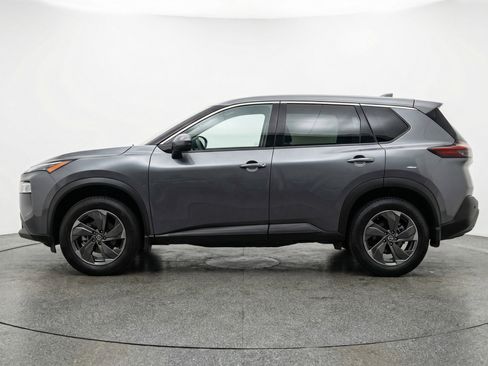 Used 2025 Nissan Rogue SV FWD image 5