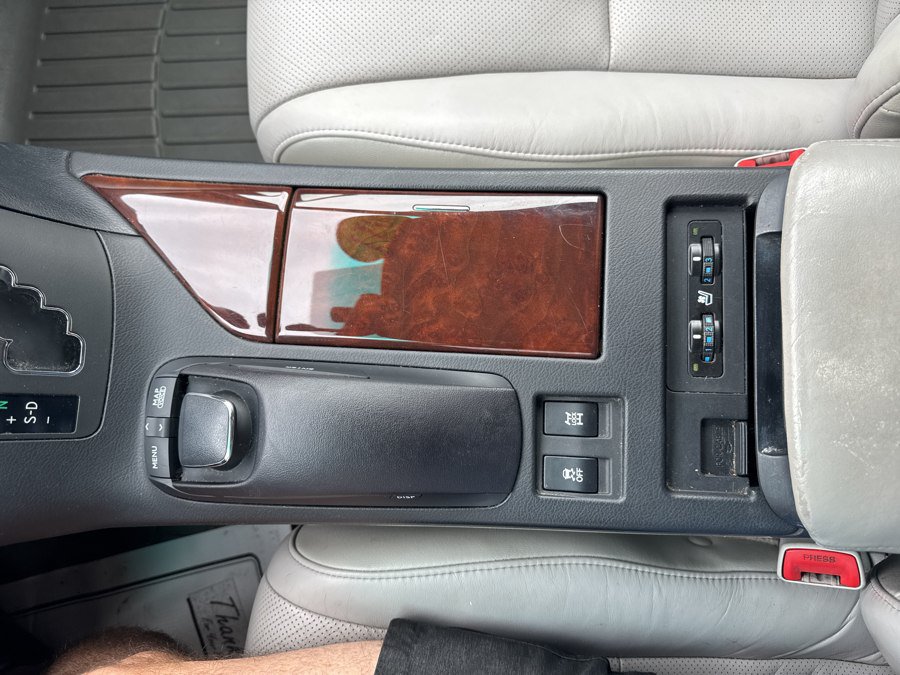 Used 2011 Lexus RX 350 AWD w/ Premium Pkg image 25