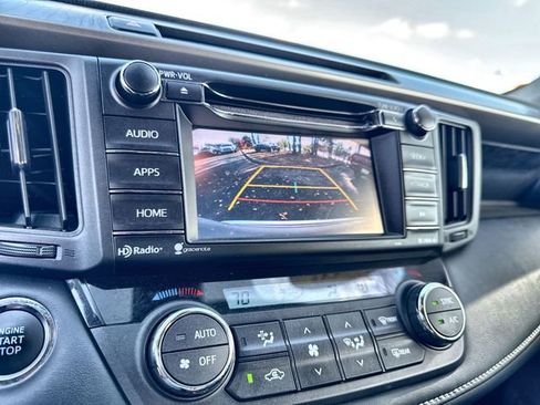 Used 2018 Toyota RAV4 XLE image 25