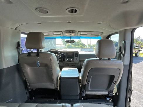 Used 2014 Nissan NV 3500 SL w/ Technology Package RWD image 35
