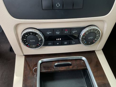 Used 2014 Mercedes-Benz GLK 250 BlueTEC 4MATIC image 20